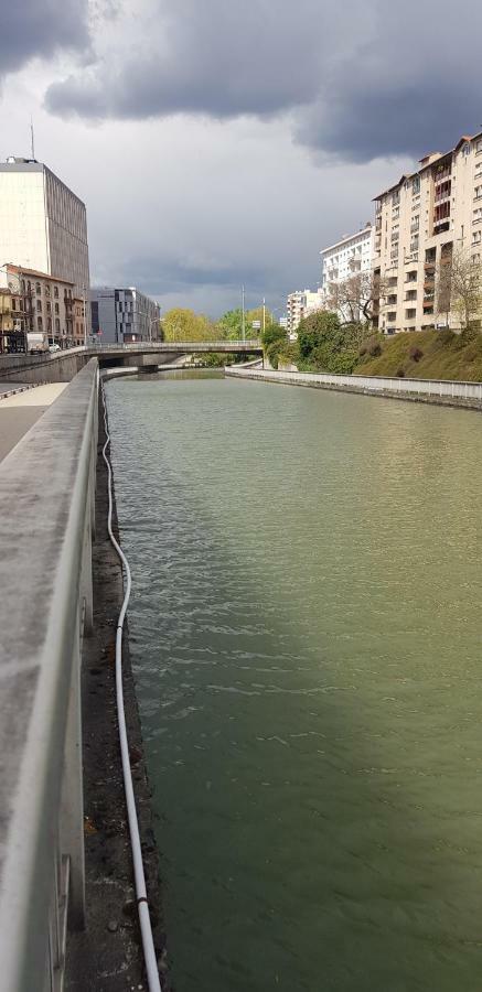 Angle Du Canal Τουλούζη Εξωτερικό φωτογραφία